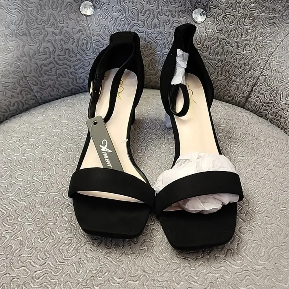 Athlefit Black Chunky Heel, NWT, Size 8.5 - Picture 2 of 5
